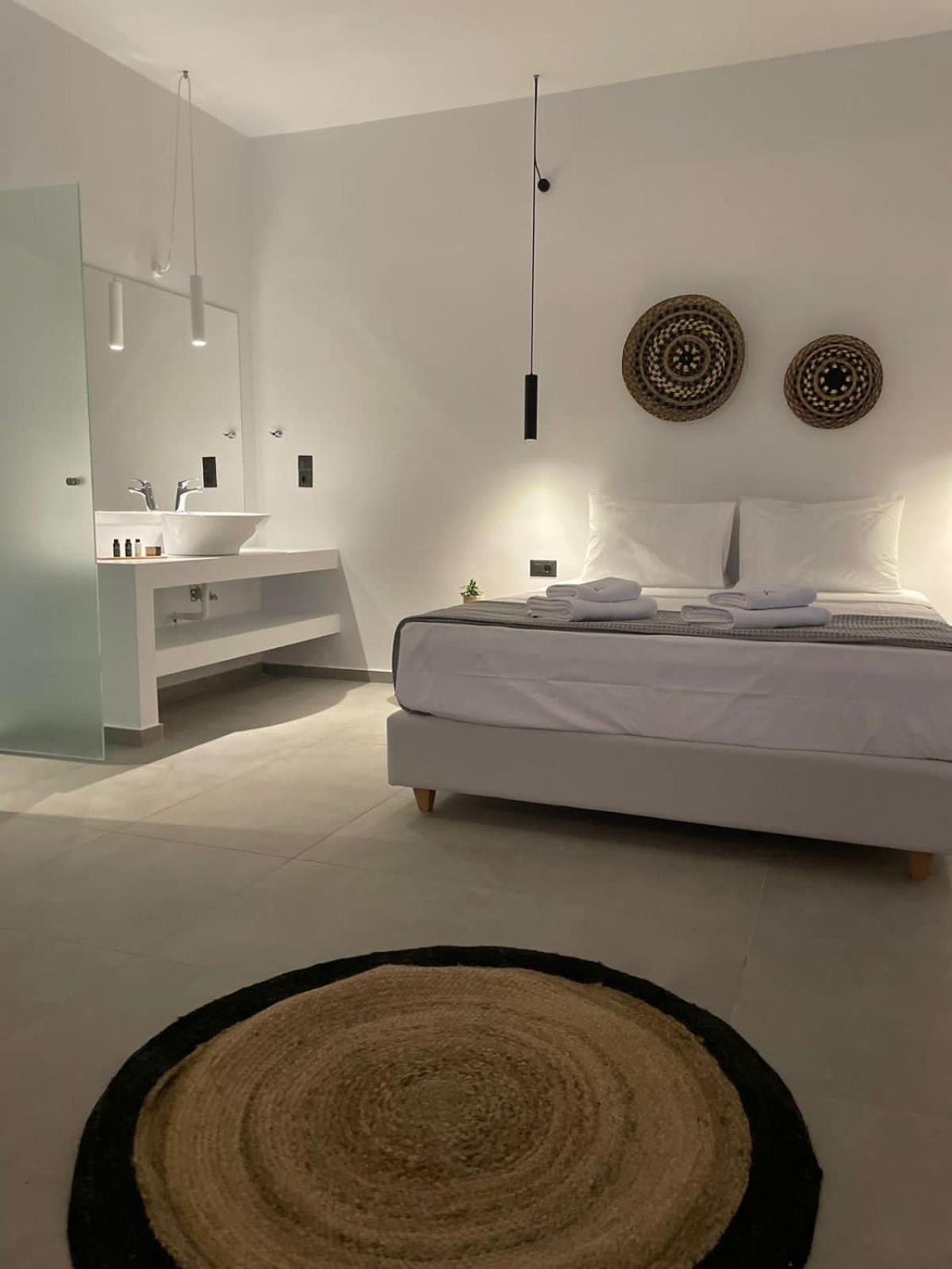 The Thermia Suites Kíthnos Quarto foto